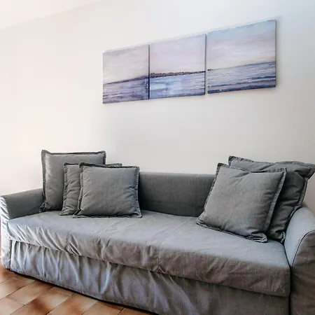 Apartment Viola *